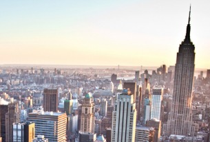 US revokes 14-day quarantine for travelers from Chinese mainland