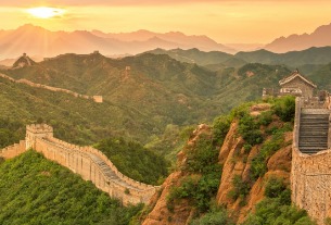 US eases China travel warning, citing virus containment progress