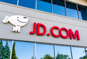 JD.com takes equity stake in global duty-free retailer Lagardère