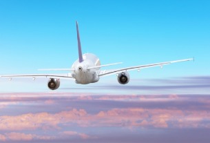 Global airline capacity continues its recovery