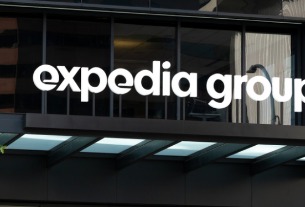 Expedia results are in line as Omicron weighs on pent-up demand