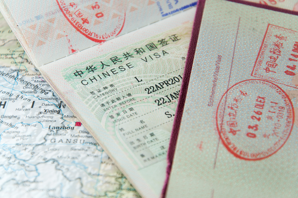 china-opens-door-to-more-foreigners-with-relaxed-visa-policy