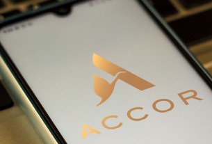 Accor's soft outlook offsets revenue jump, shares sink 9%
