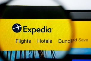 Expedia quarterly revenue tops estimates in strong start to summer