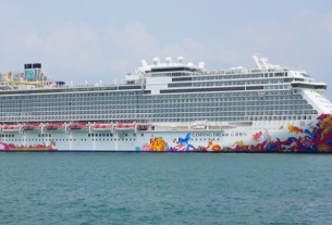 Disney could be interested in 9,000-passenger Global Dream cruise ship built by Genting Hong Kong