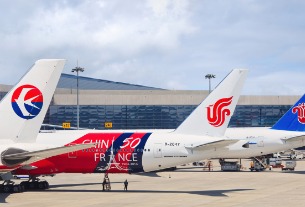 China's three big airlines add flights abroad as Covid rules ease