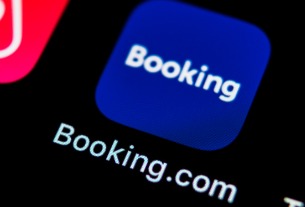 Booking Holdings boosts forecast as travel demand defies weak economy