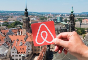 Airbnb reports continued deceleration in nights and experiences booked