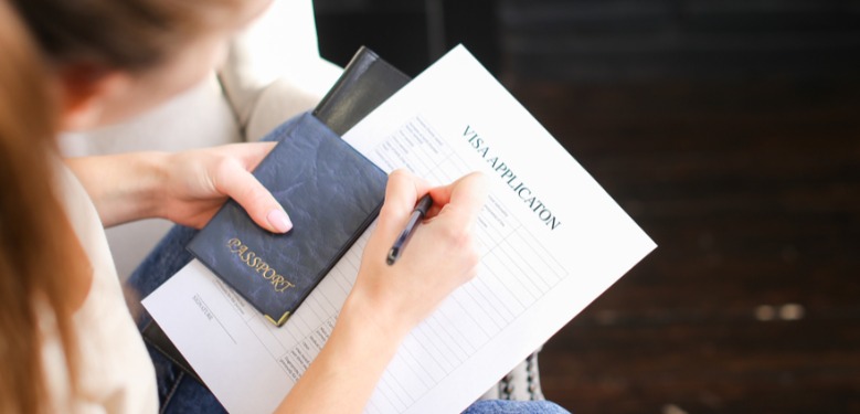 Chinese travelers’ applications for visas soar before holiday