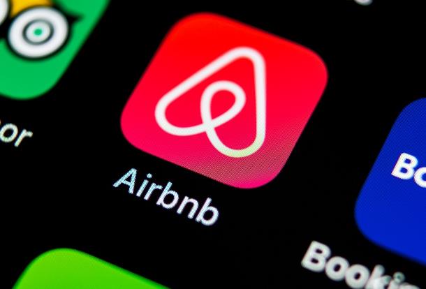 Airbnb reports 17% rise in cross-border nights, China outbound increases 100%+