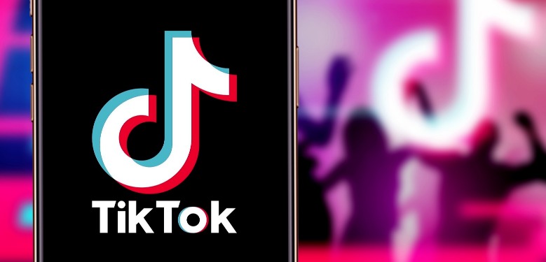 tiktok travel video trends