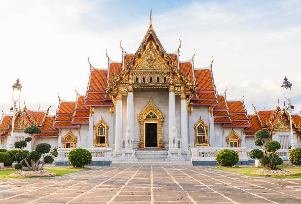 Thailand's tourism takes a hit amid falling Chinese arrivals